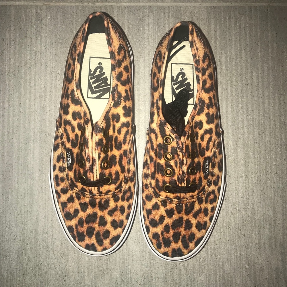Vans(Brand New, Never Worn)